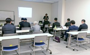 岐阜県大垣市　手塗職人 塗りかえ工房 経営計画発表会